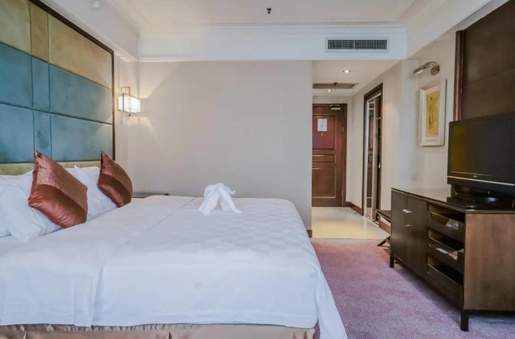 Linyi Blue Horizon Intenational Hotel Ngoại thất bức ảnh