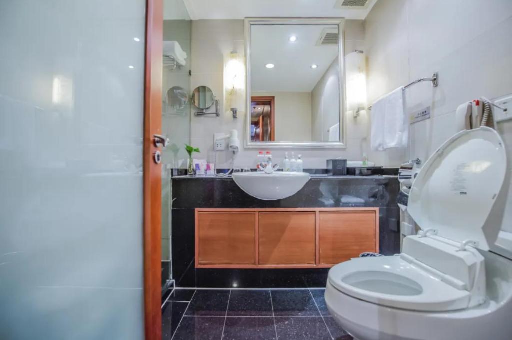 Linyi Blue Horizon Intenational Hotel Ngoại thất bức ảnh