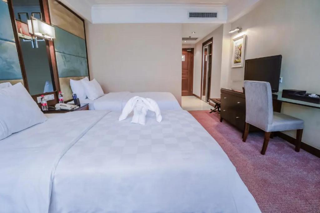 Linyi Blue Horizon Intenational Hotel Ngoại thất bức ảnh