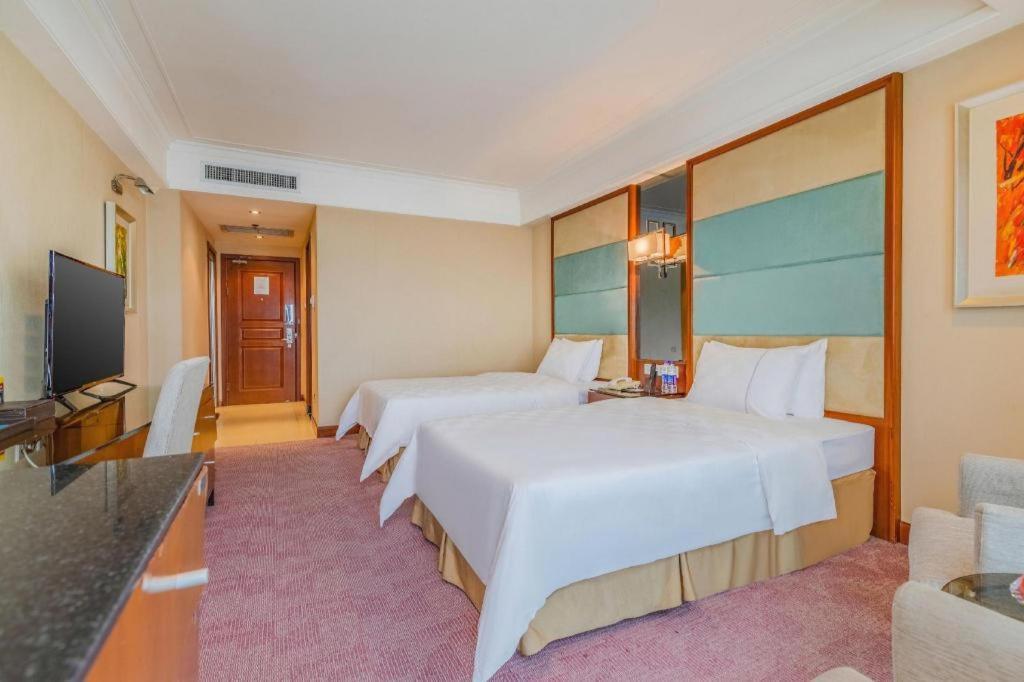 Linyi Blue Horizon Intenational Hotel Ngoại thất bức ảnh