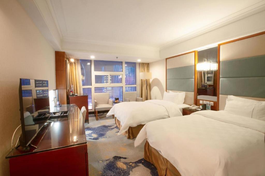 Linyi Blue Horizon Intenational Hotel Ngoại thất bức ảnh
