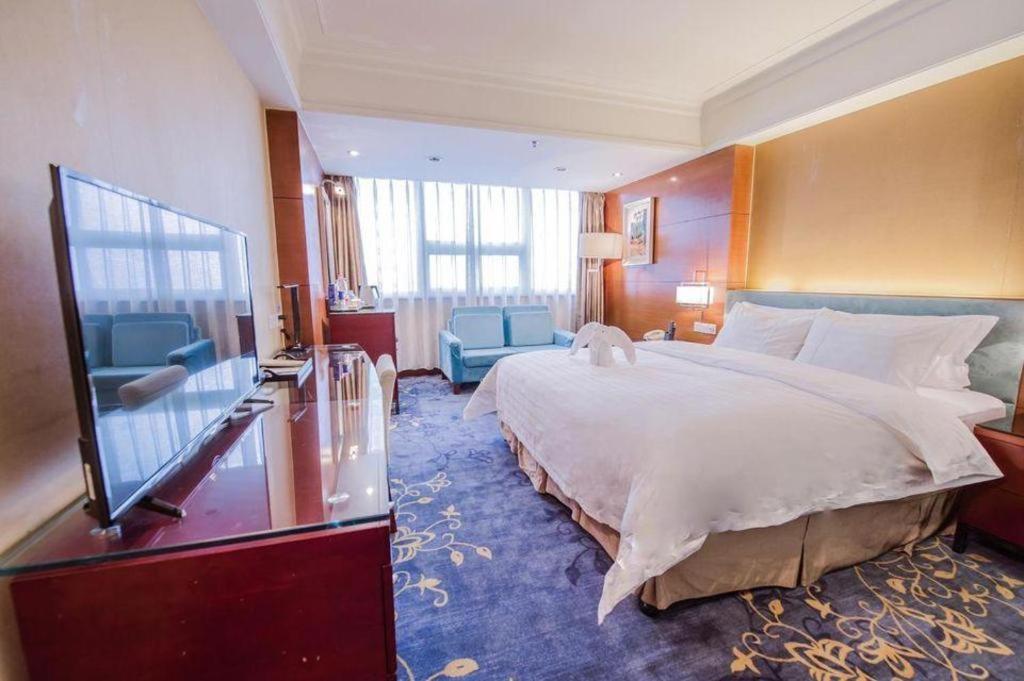 Linyi Blue Horizon Intenational Hotel Ngoại thất bức ảnh
