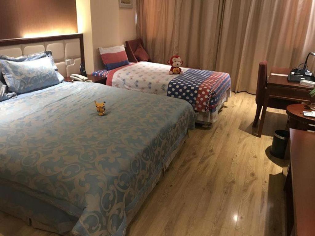 Linyi Blue Horizon Intenational Hotel Ngoại thất bức ảnh