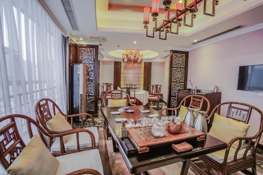Linyi Blue Horizon Intenational Hotel Ngoại thất bức ảnh