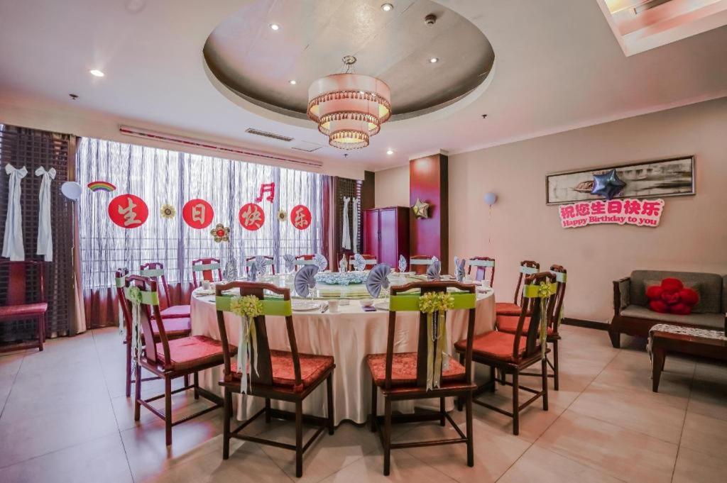 Linyi Blue Horizon Intenational Hotel Ngoại thất bức ảnh